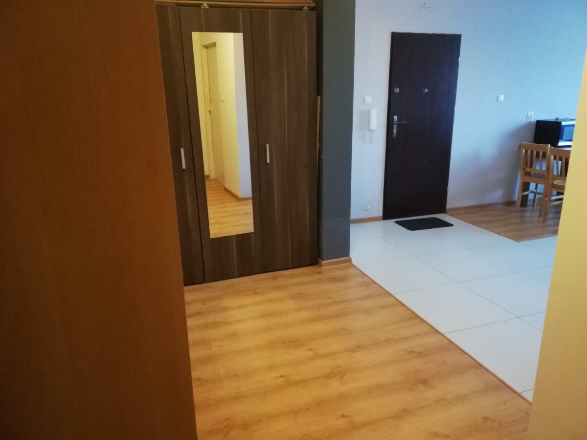 Pokoje Przy Rondzie Apartment Częstochowa Екстериор снимка